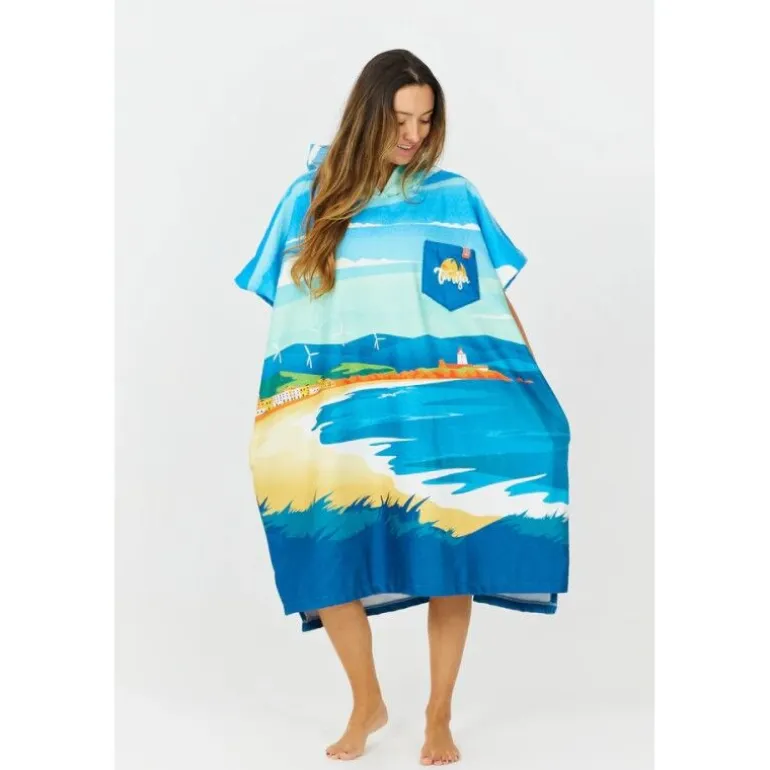 After Essentials Poncho Destination - Poncho