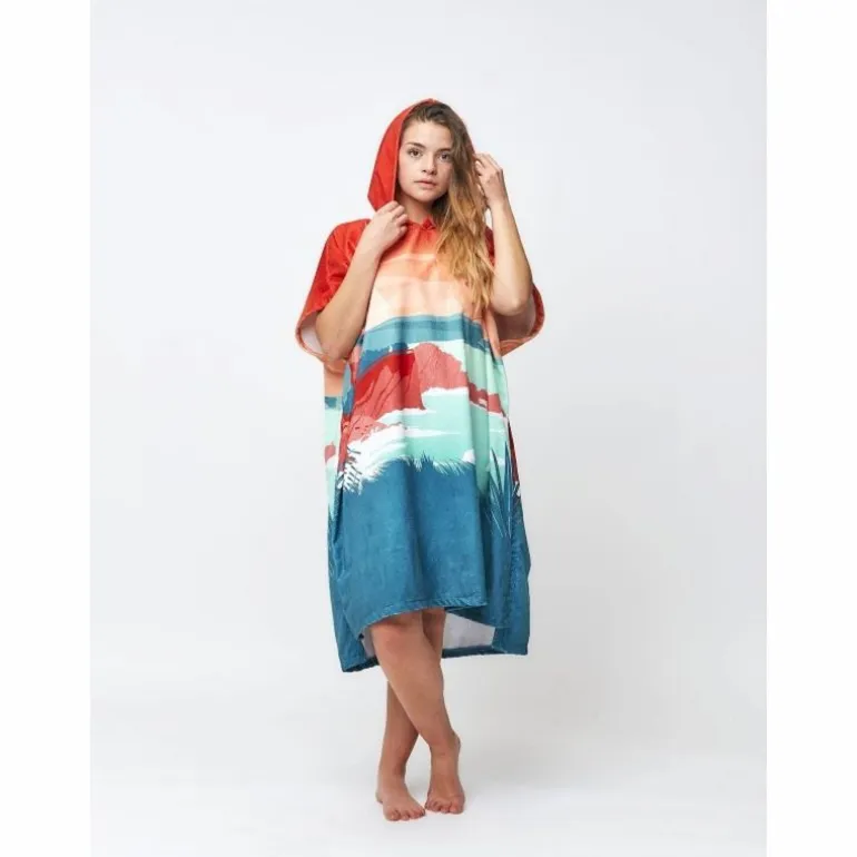 After Essentials Poncho Destination - Poncho