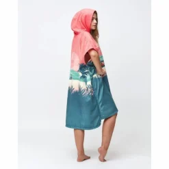 After Essentials Poncho Destination - Poncho