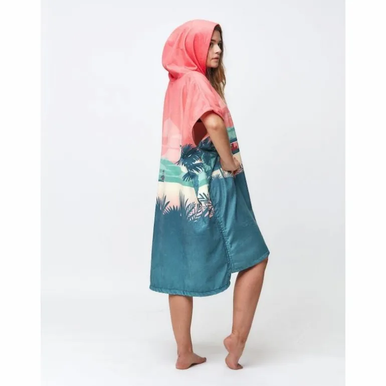 After Essentials Poncho Destination - Poncho