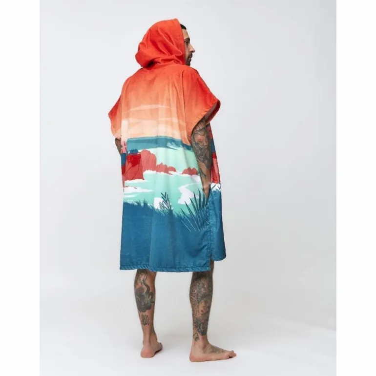 After Essentials Poncho Destination - Poncho