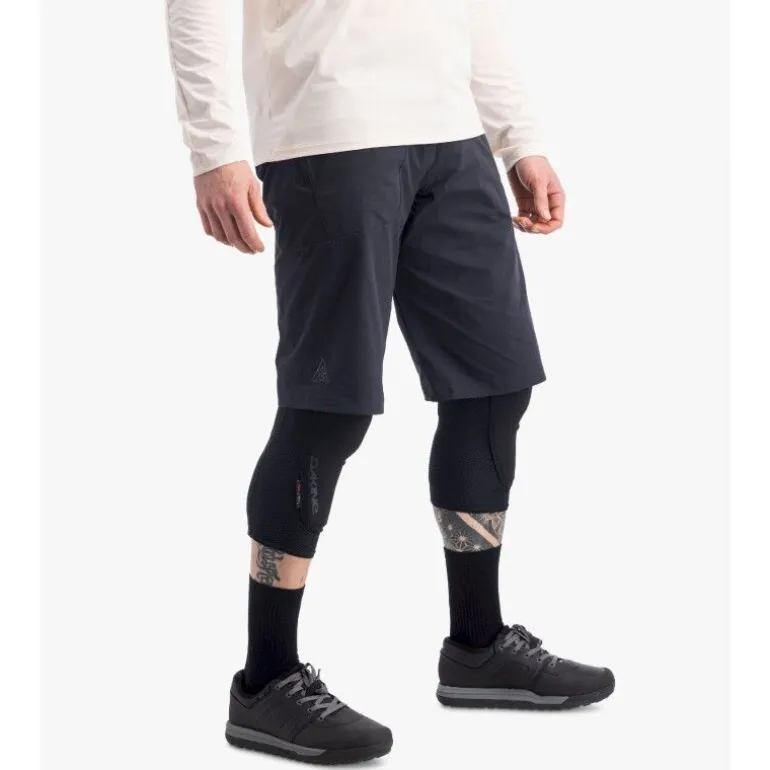 7mesh Glidepath Short 14